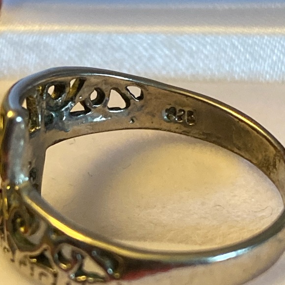 Vintage 925 Sterling Silver Ring (8.75-9) - Picture 3 of 4
